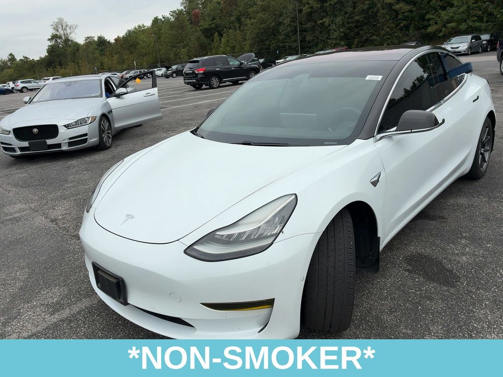 2018 Tesla Model 3 Mid Range photo 2