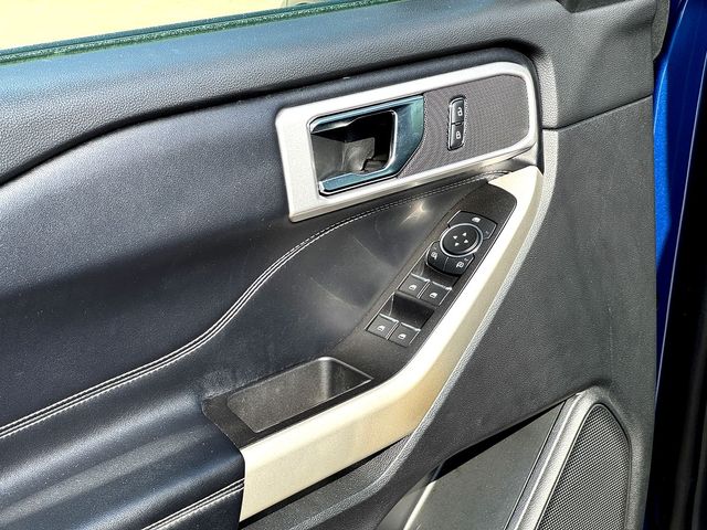 2021 Ford Explorer XLT photo 8