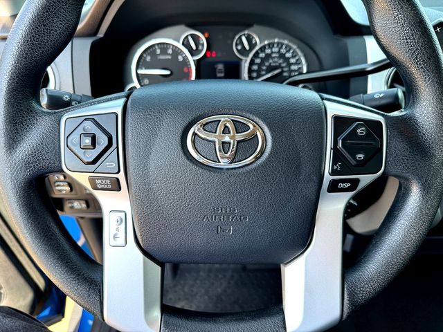 2017 Toyota Tundra SR5 photo 11