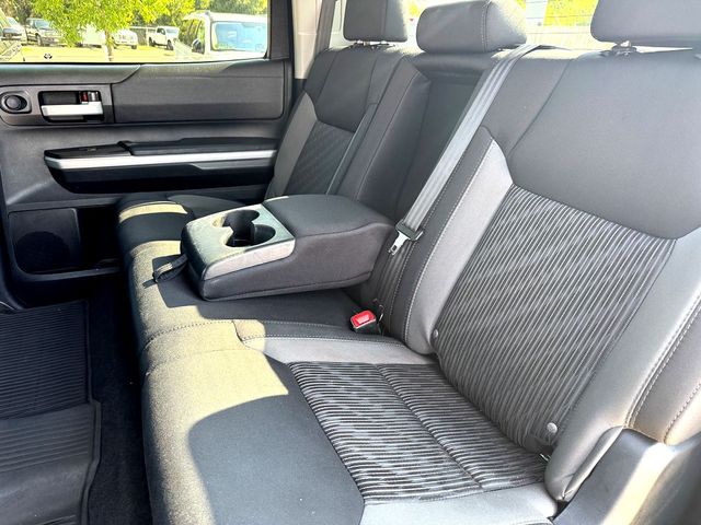 2017 Toyota Tundra SR5 photo 24