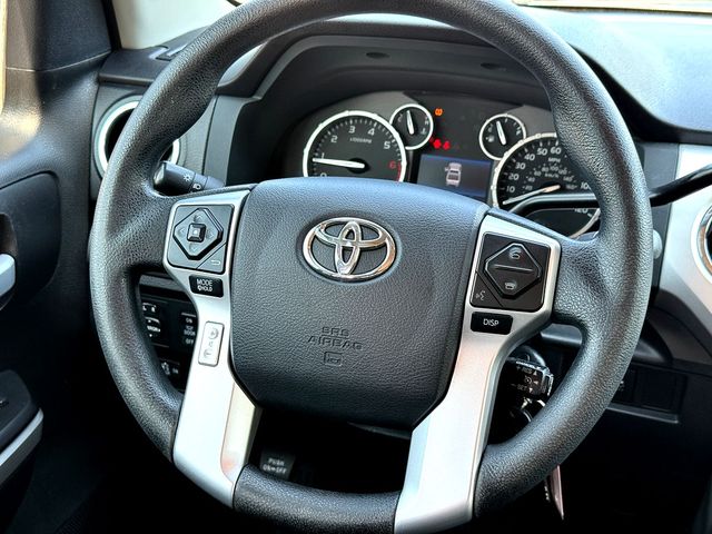 2017 Toyota Tundra SR5 photo 26