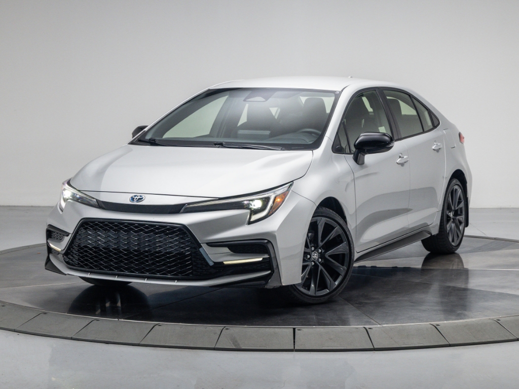 2024 Toyota Corolla Hybrid SE