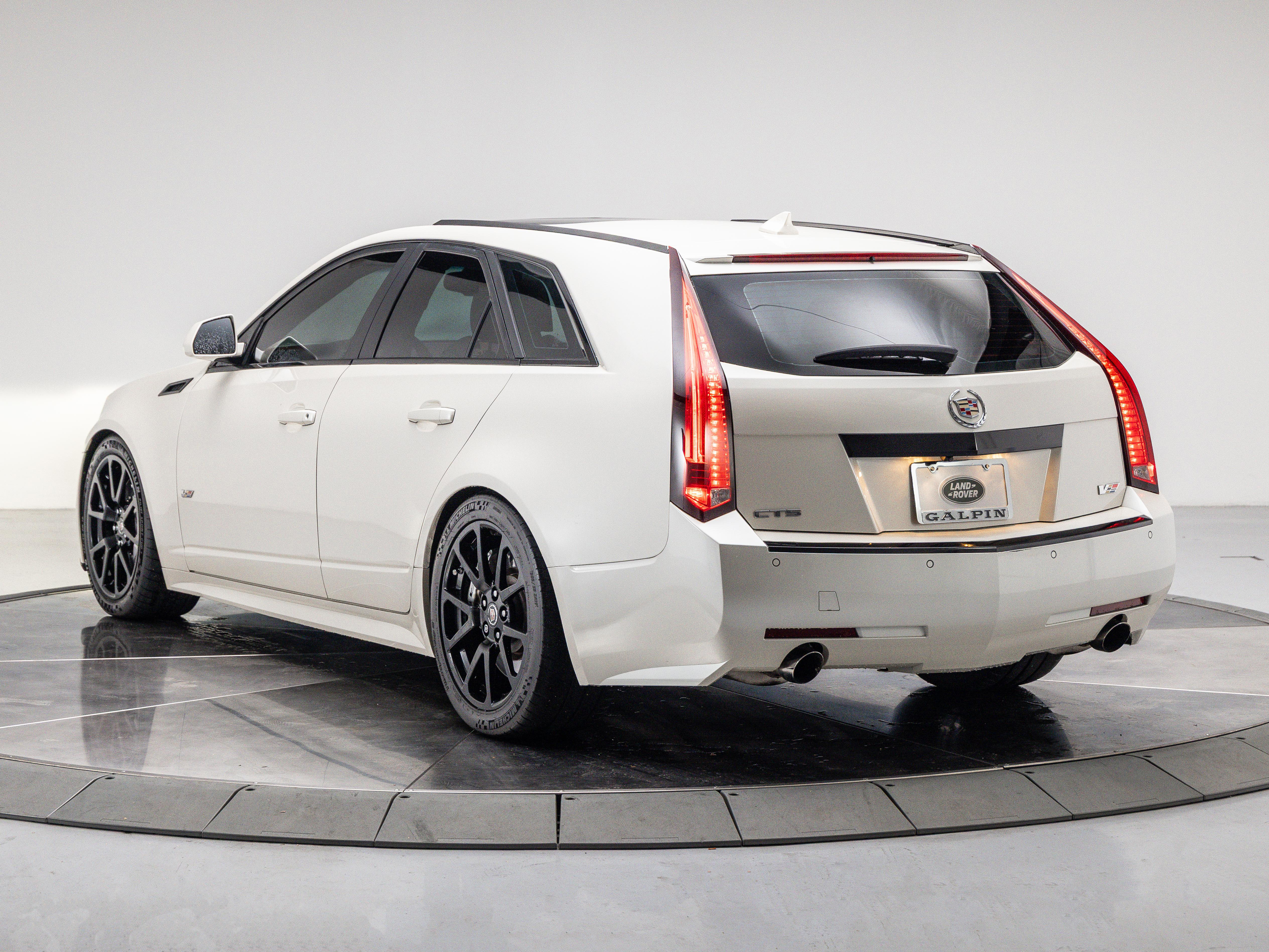 2014 Cadillac CTS V photo 6