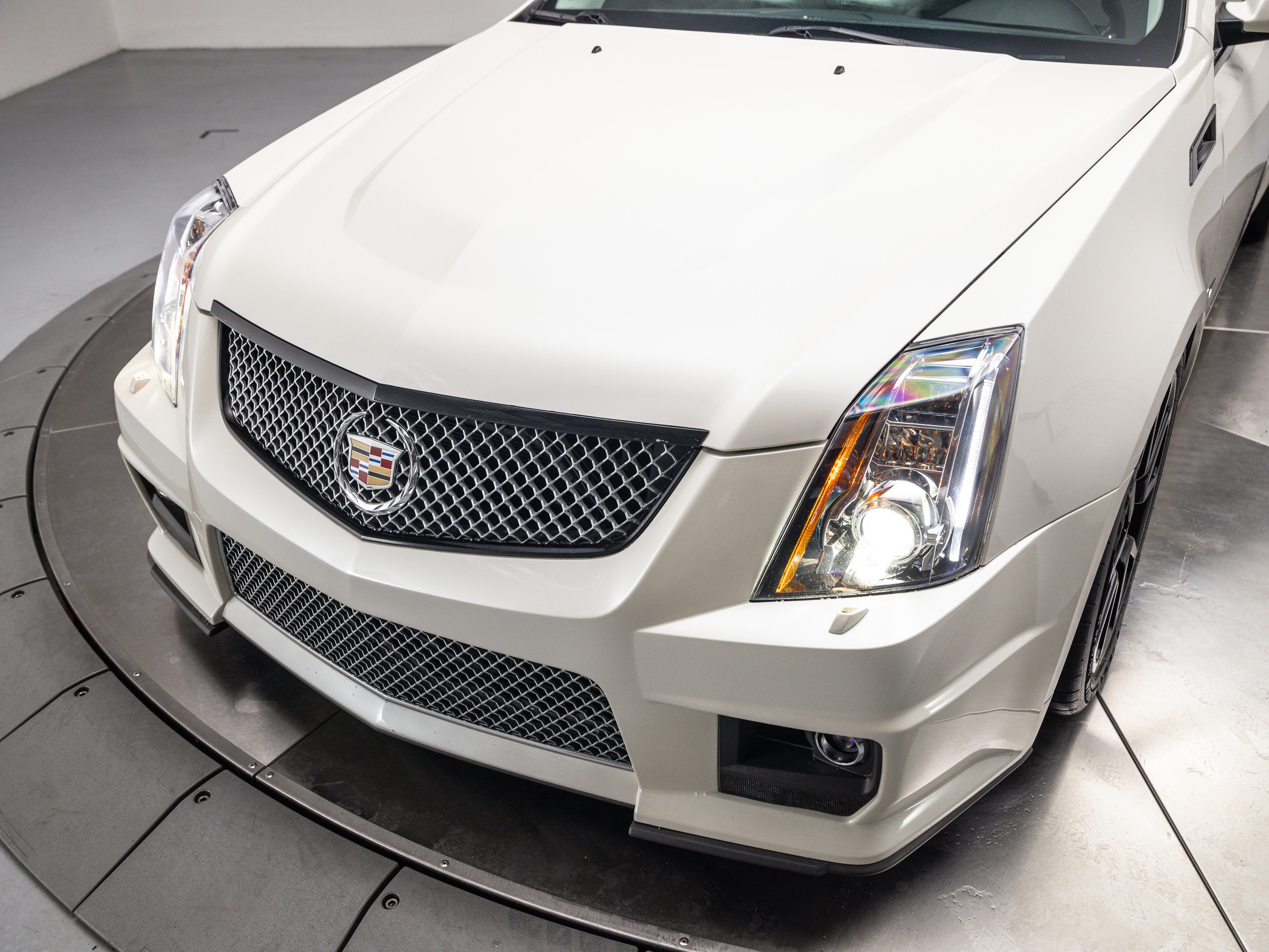 2014 Cadillac CTS V photo 12