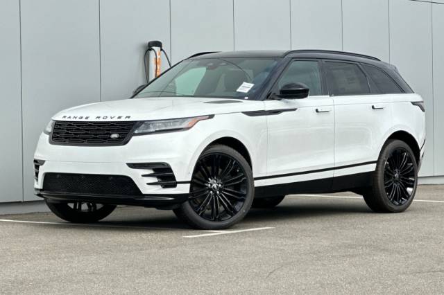 2026 Land Rover Range Rover Velar Dynamic SE