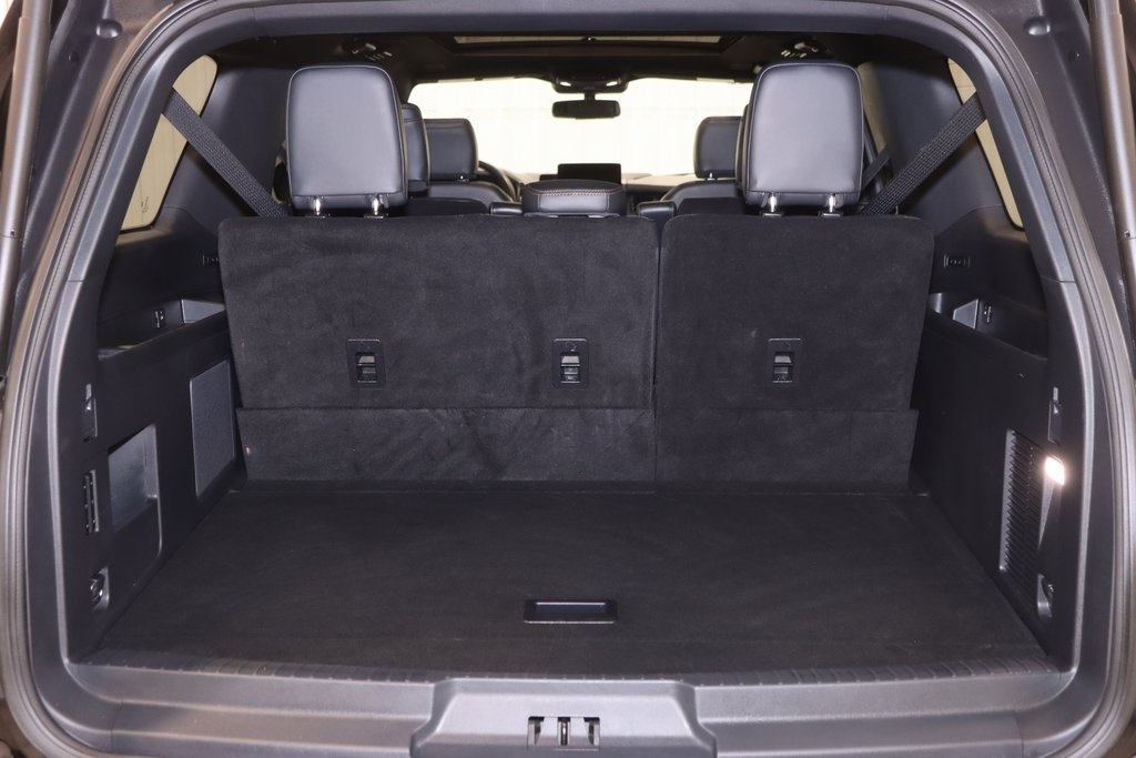 2024 Ford Expedition MAX Platinum photo 35