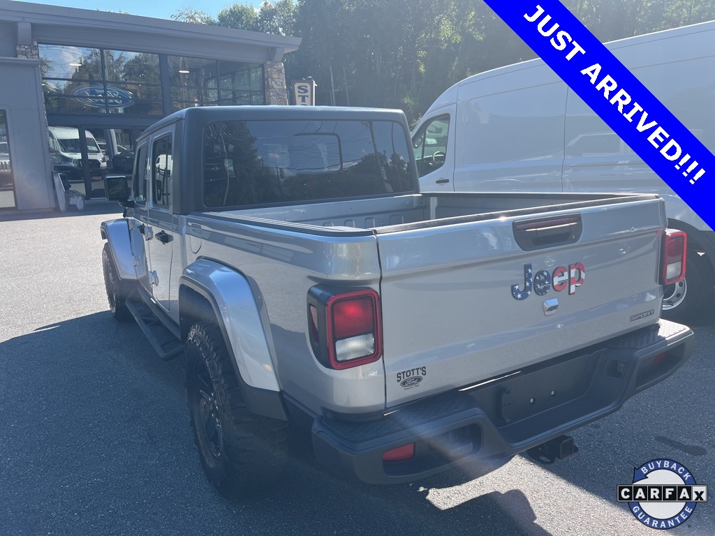 2021 Jeep Gladiator Sport photo 11