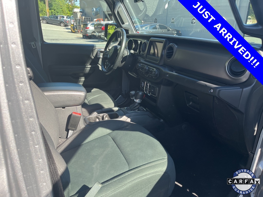 2021 Jeep Gladiator Sport photo 17
