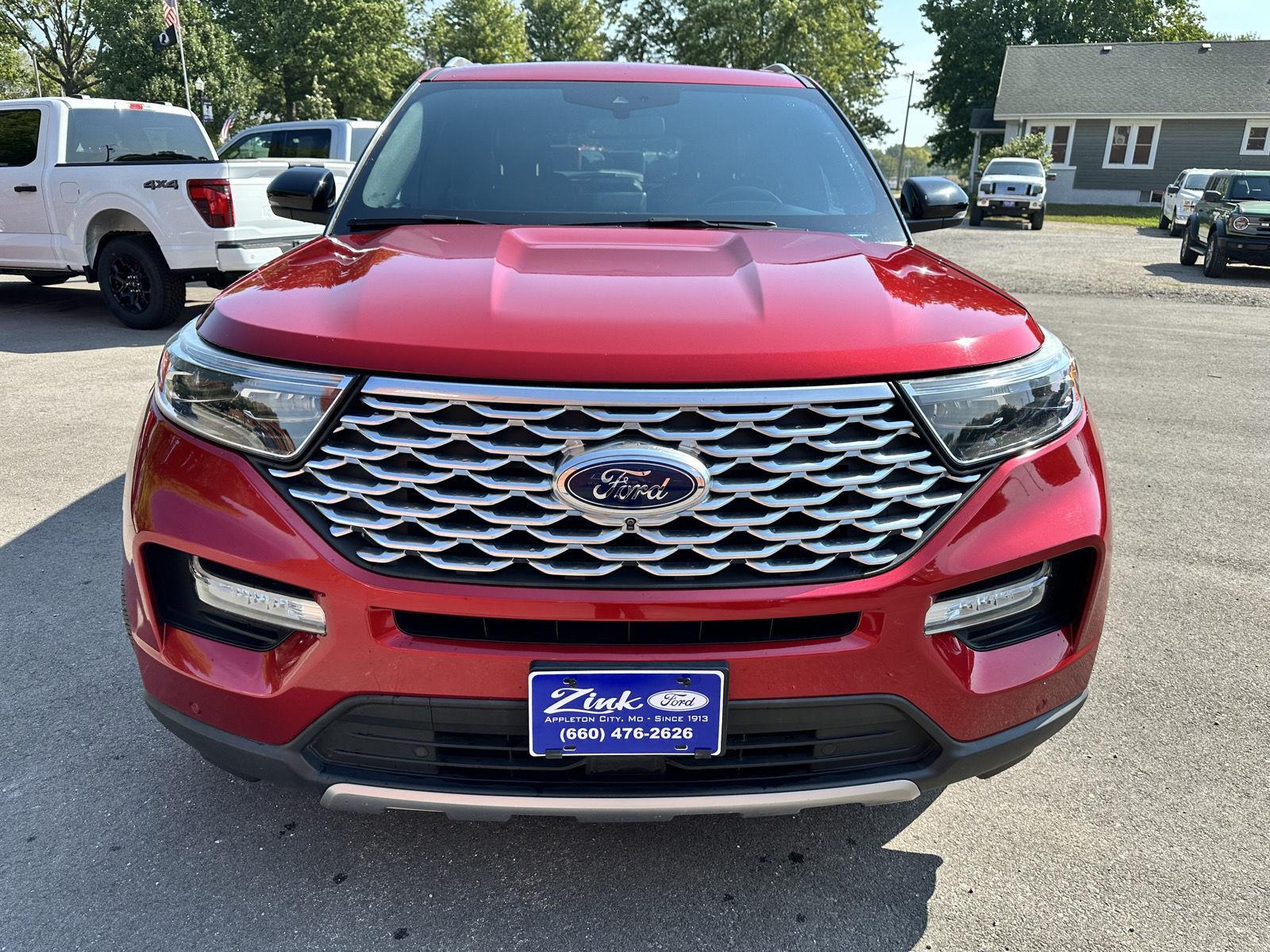 2020 Ford Explorer Platinum photo 3