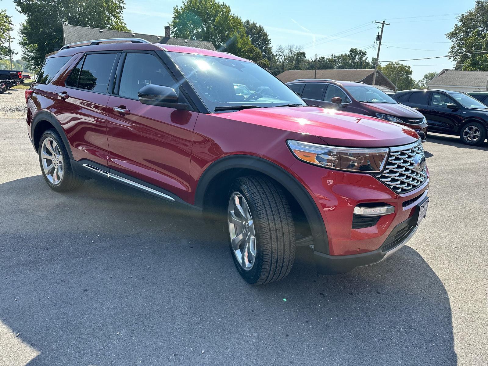 2020 Ford Explorer Platinum photo 4