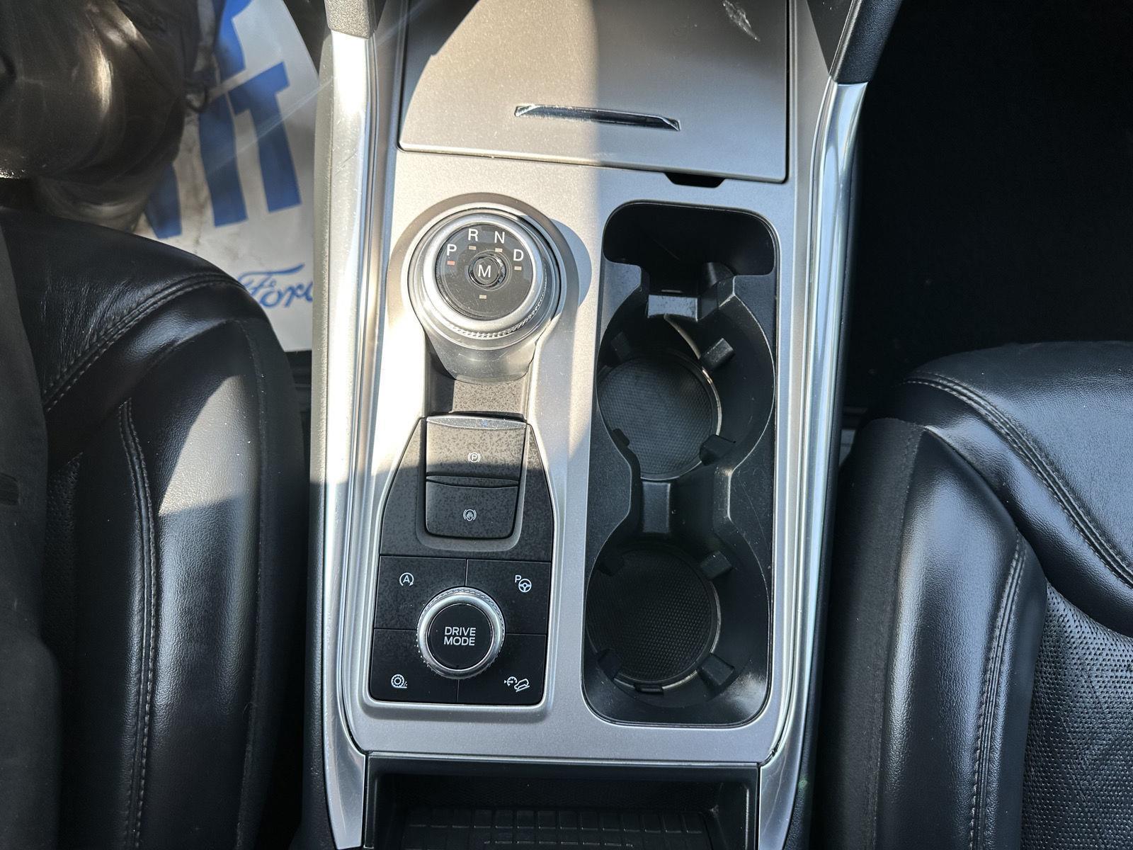 2020 Ford Explorer Platinum photo 33