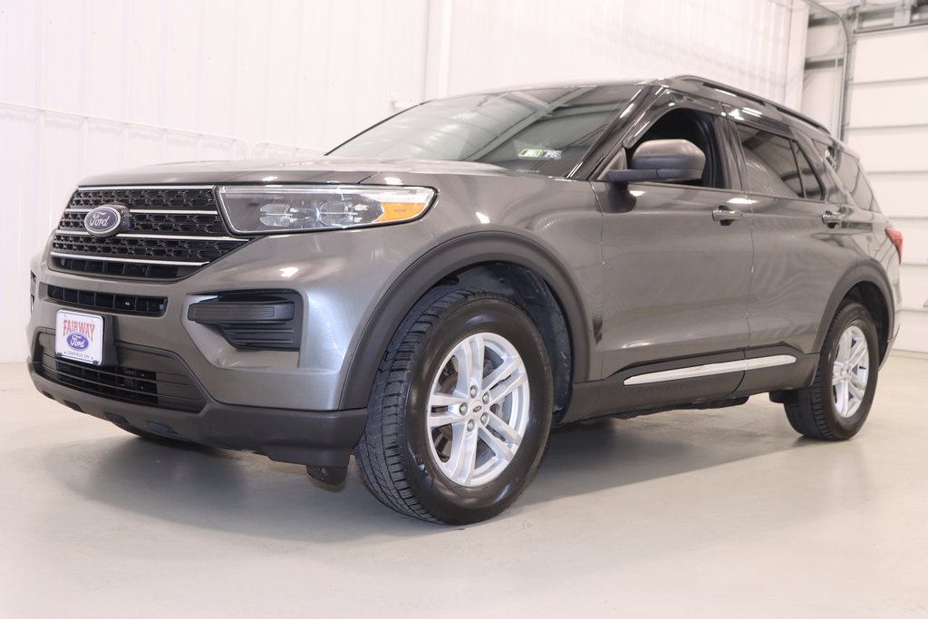 2020 Ford Explorer XLT photo 3
