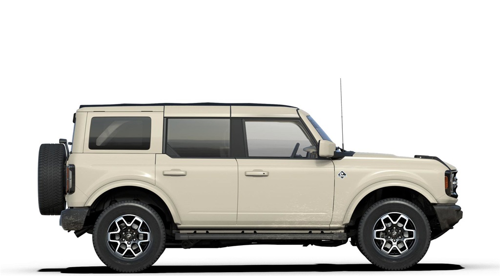2025 Ford Bronco Outer Banks photo 4