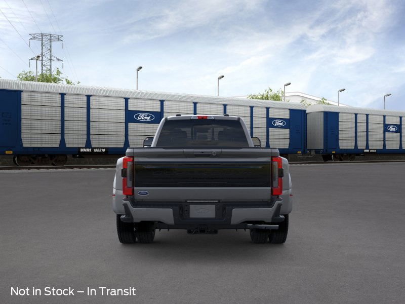 2026 Ford F-450 photo 5