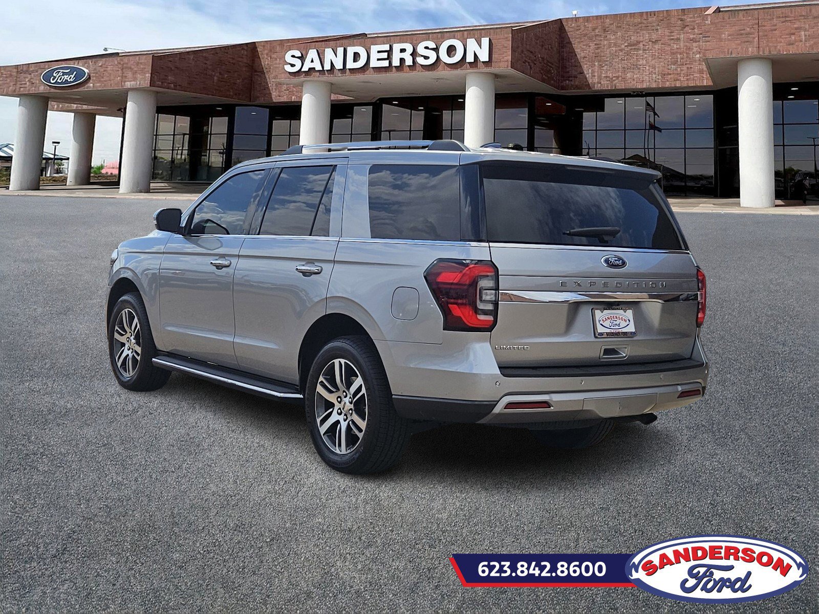 2022 Ford Expedition Limited photo 4