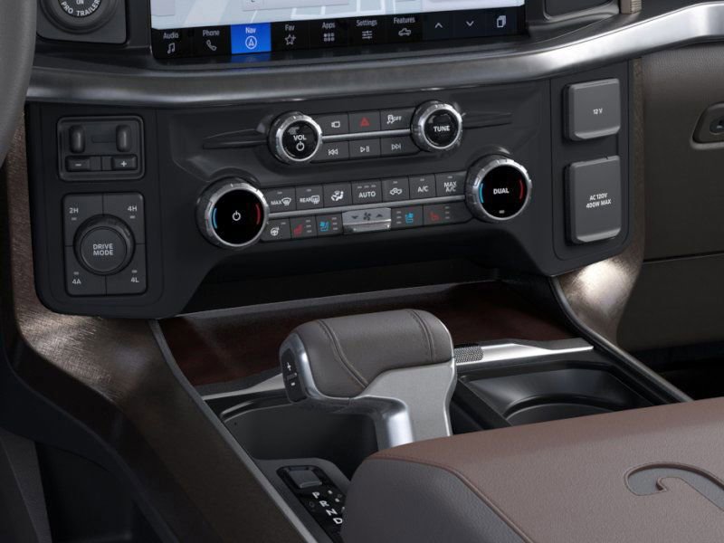 2025 Ford F-150 King Ranch photo 13