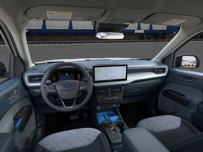 2025 Ford Maverick XLT photo 4