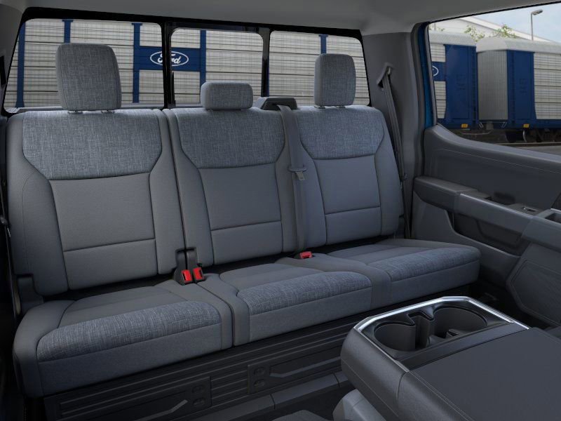 2025 Ford F-150 XLT photo 12