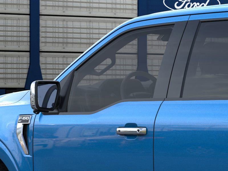 2025 Ford F-150 XLT photo 21