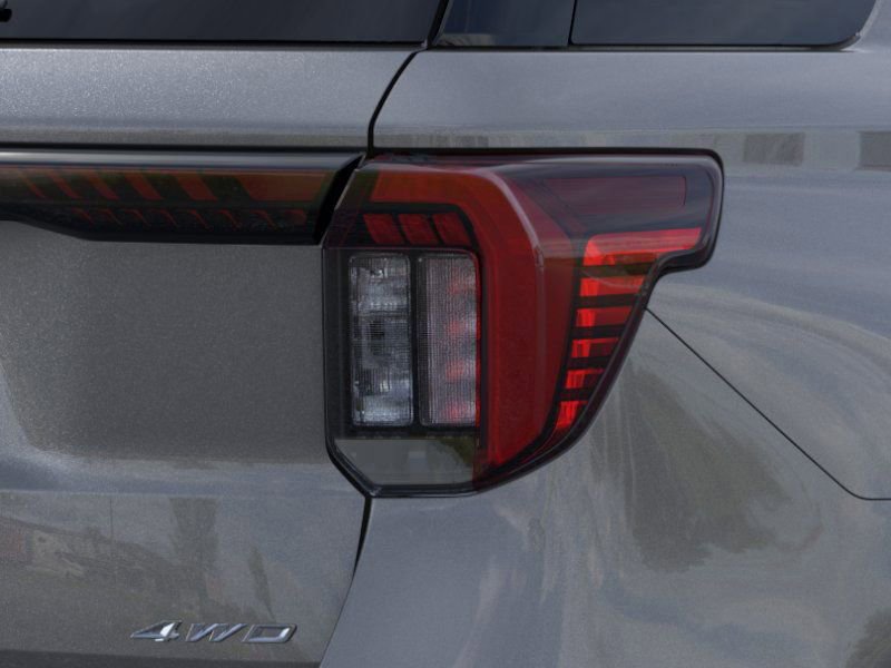 2025 Ford Explorer Platinum photo 13