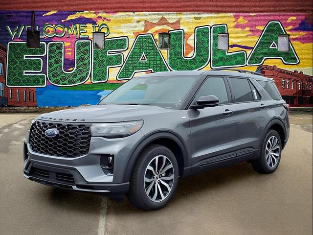 2025 Ford Explorer ST-Line photo 3