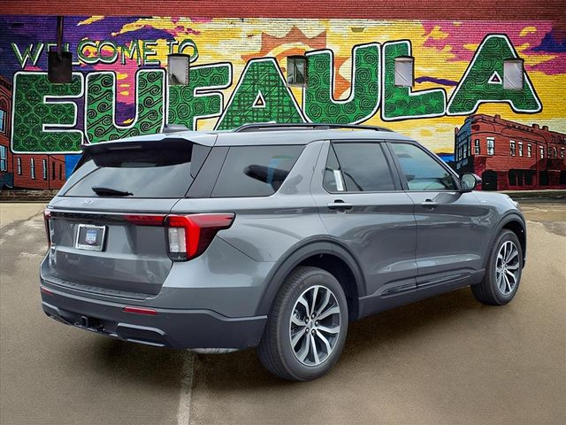 2025 Ford Explorer ST-Line photo 7