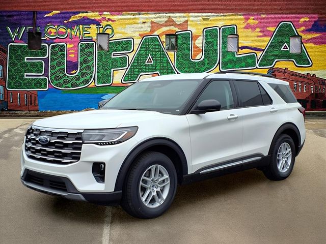 2025 Ford Explorer photo 3