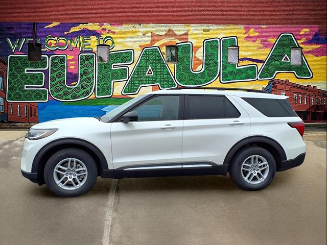 2025 Ford Explorer photo 4