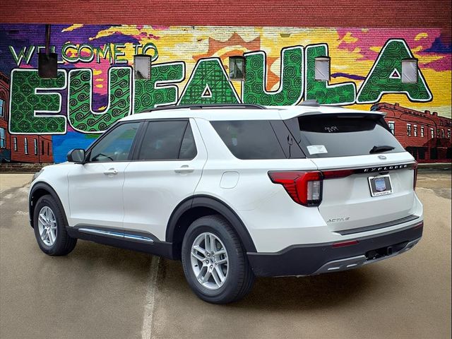 2025 Ford Explorer photo 5