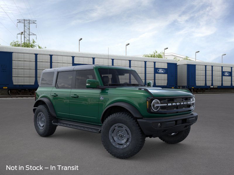 2025 Ford Bronco Outer Banks photo 7