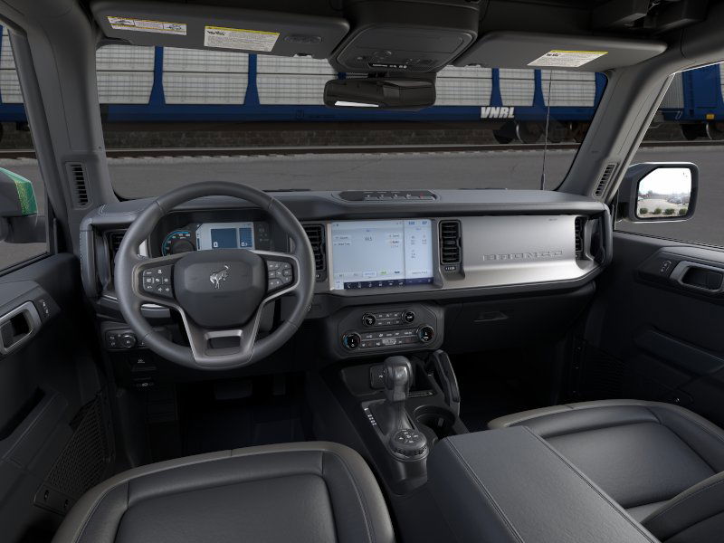 2025 Ford Bronco Outer Banks photo 9