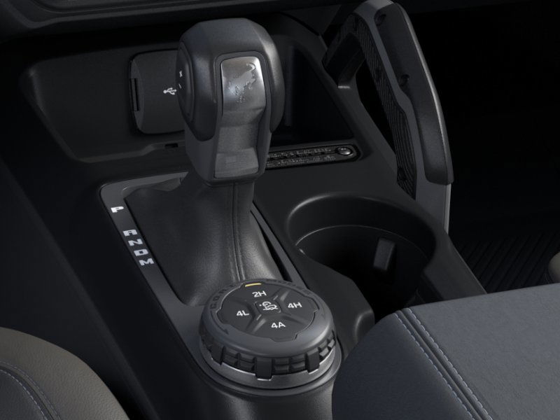 2025 Ford Bronco Outer Banks photo 16