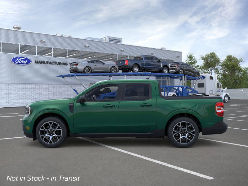 2025 Ford Maverick Lariat photo 3