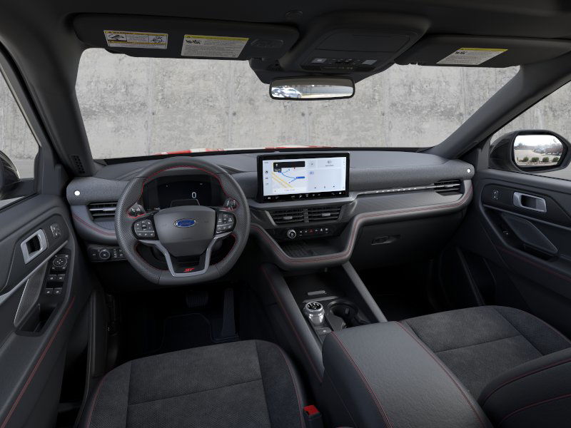 2025 Ford Explorer ST photo 9