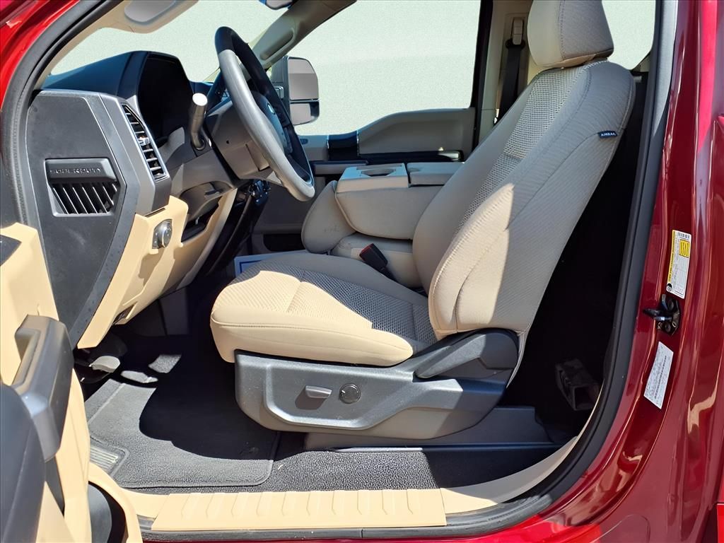 2021 Ford F-250 photo 22