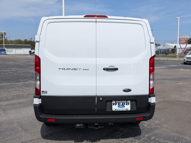 2025 Ford Transit Cargo Van photo 7