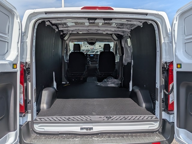 2025 Ford Transit Cargo Van photo 10