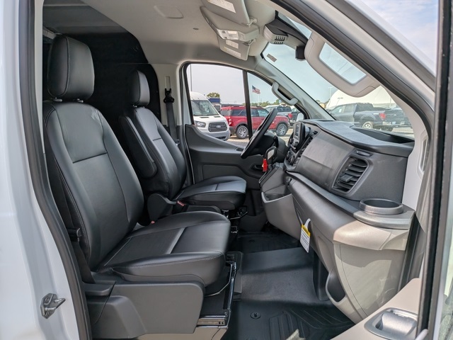 2025 Ford Transit Cargo Van photo 17