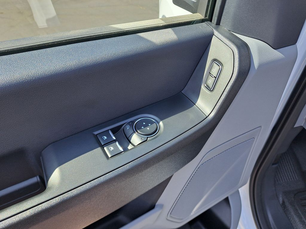2026 Ford F-250 photo 12