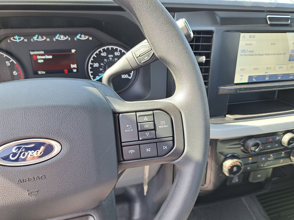 2026 Ford F-250 photo 15