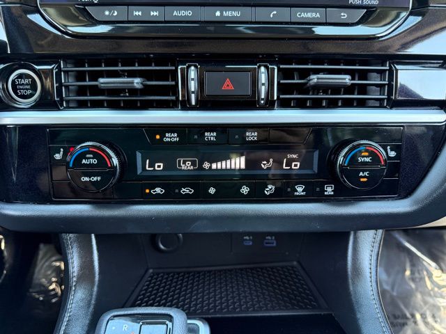 2022 Nissan Pathfinder SV photo 28