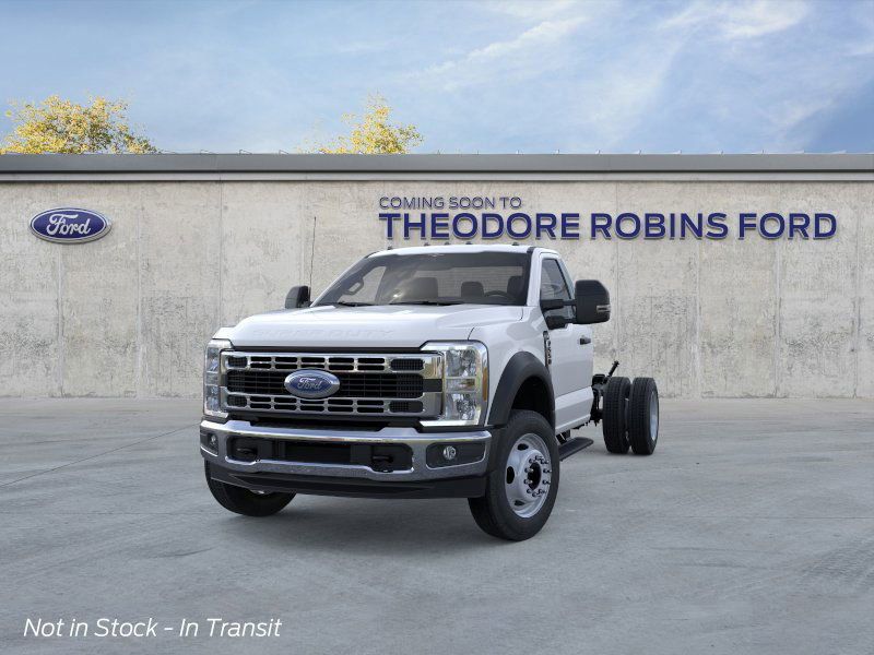 2026 Ford F-550 photo 2