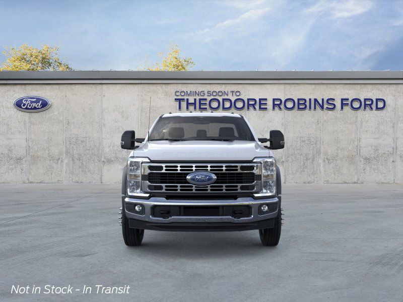 2026 Ford F-550 photo 6