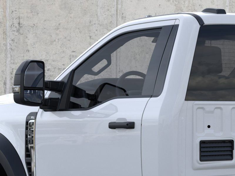 2026 Ford F-550 photo 19