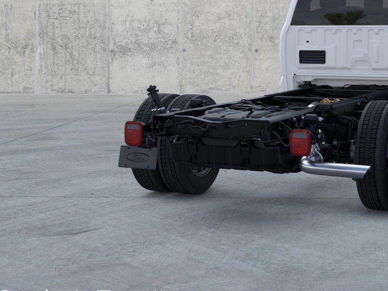 2026 Ford F-550 photo 20