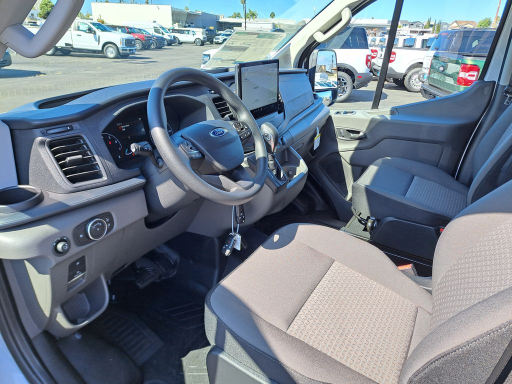 2025 Ford Transit photo 22
