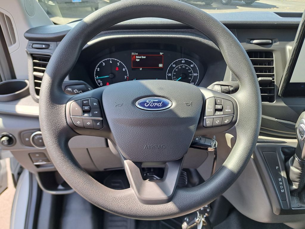 2025 Ford Transit photo 32