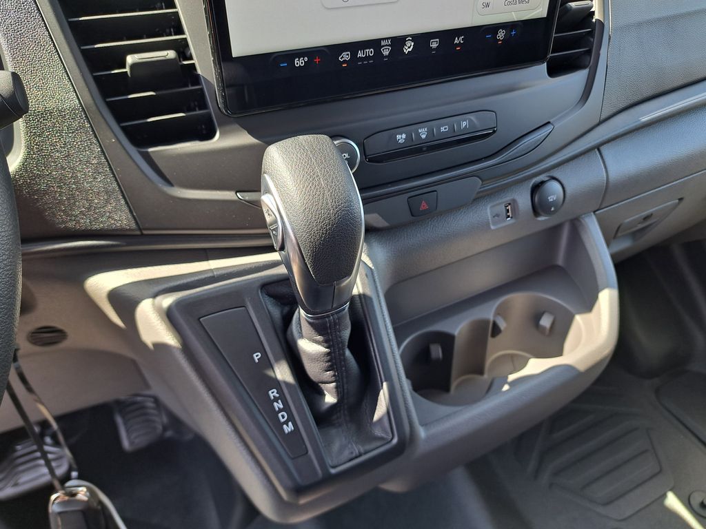 2025 Ford Transit photo 41