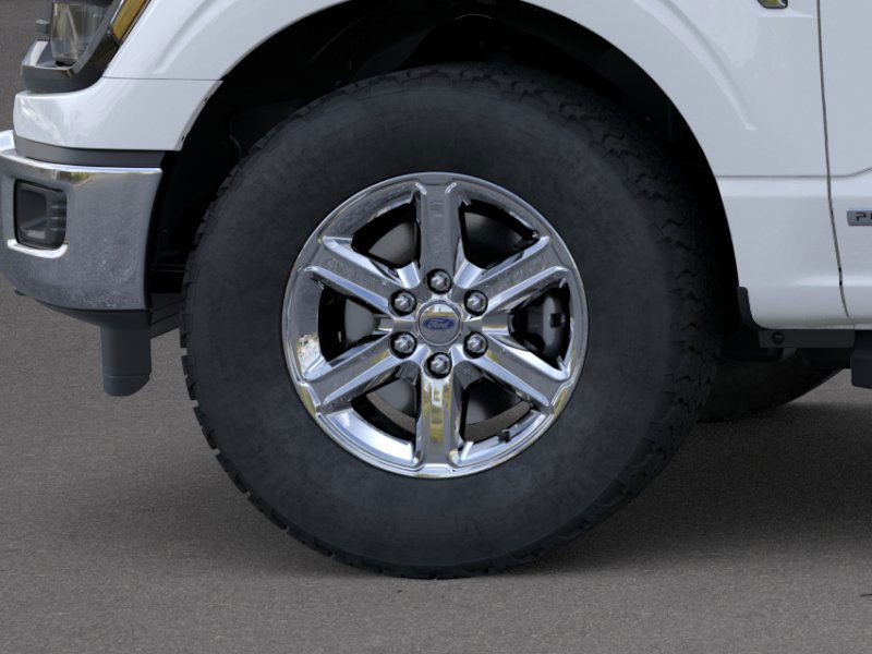 2025 Ford F-150 XLT photo 16