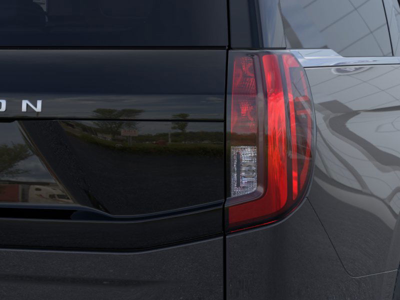 2025 Ford Expedition photo 16